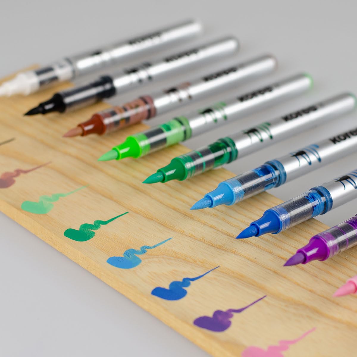 kores-kreative-acryl-marker-mit-pinselspitze-6-st-ck image 7