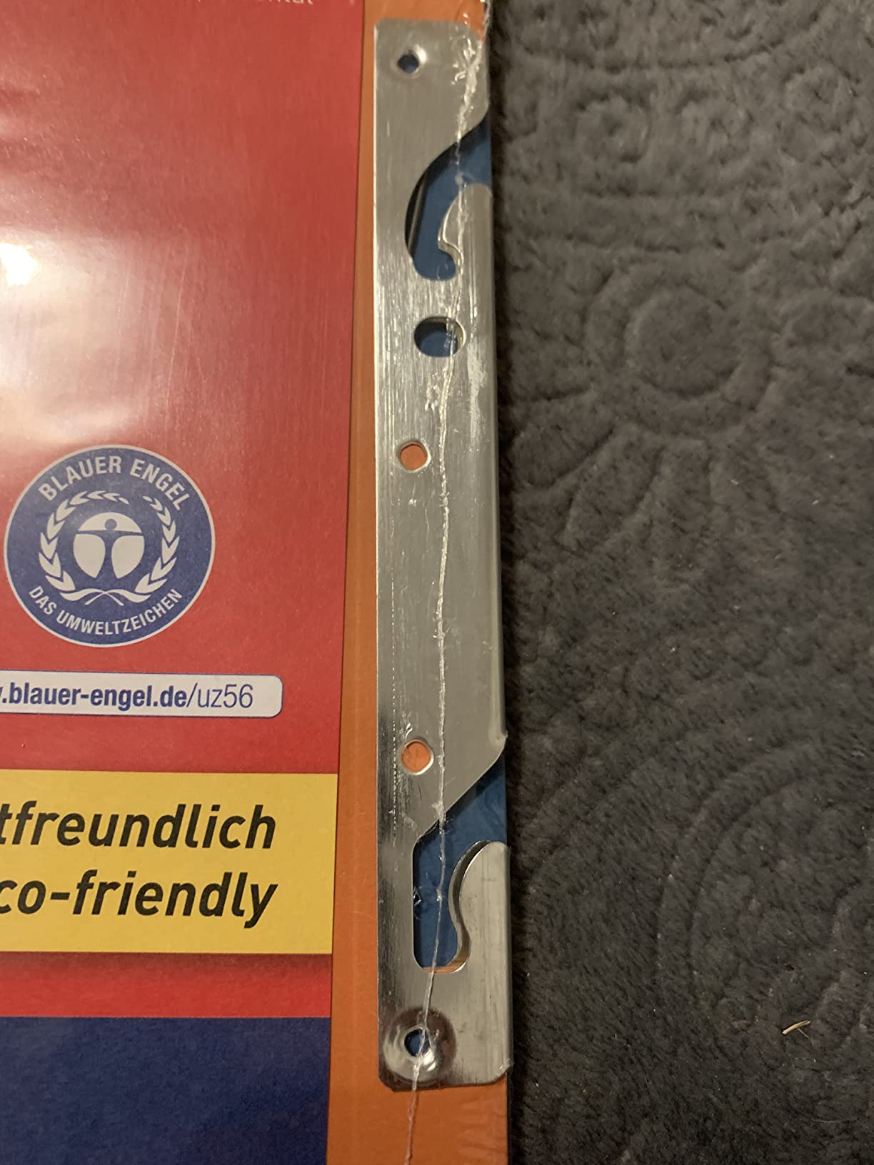 Zweckmäßig, Farben blass