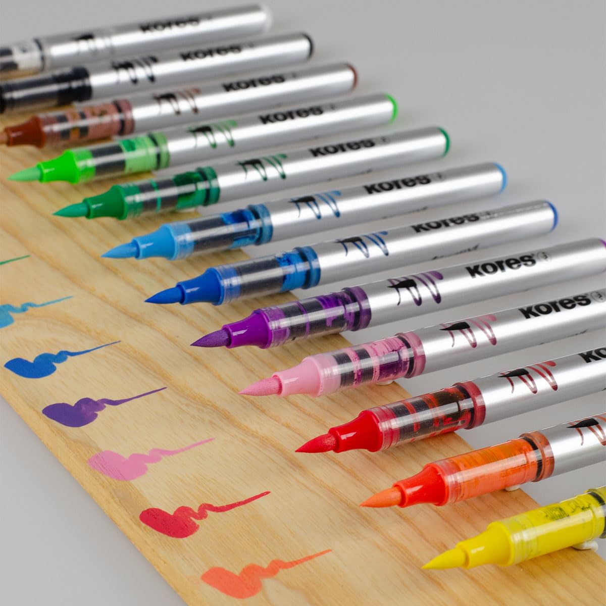 kores-kreative-acryl-marker-mit-pinselspitze-6-st-ck image 2