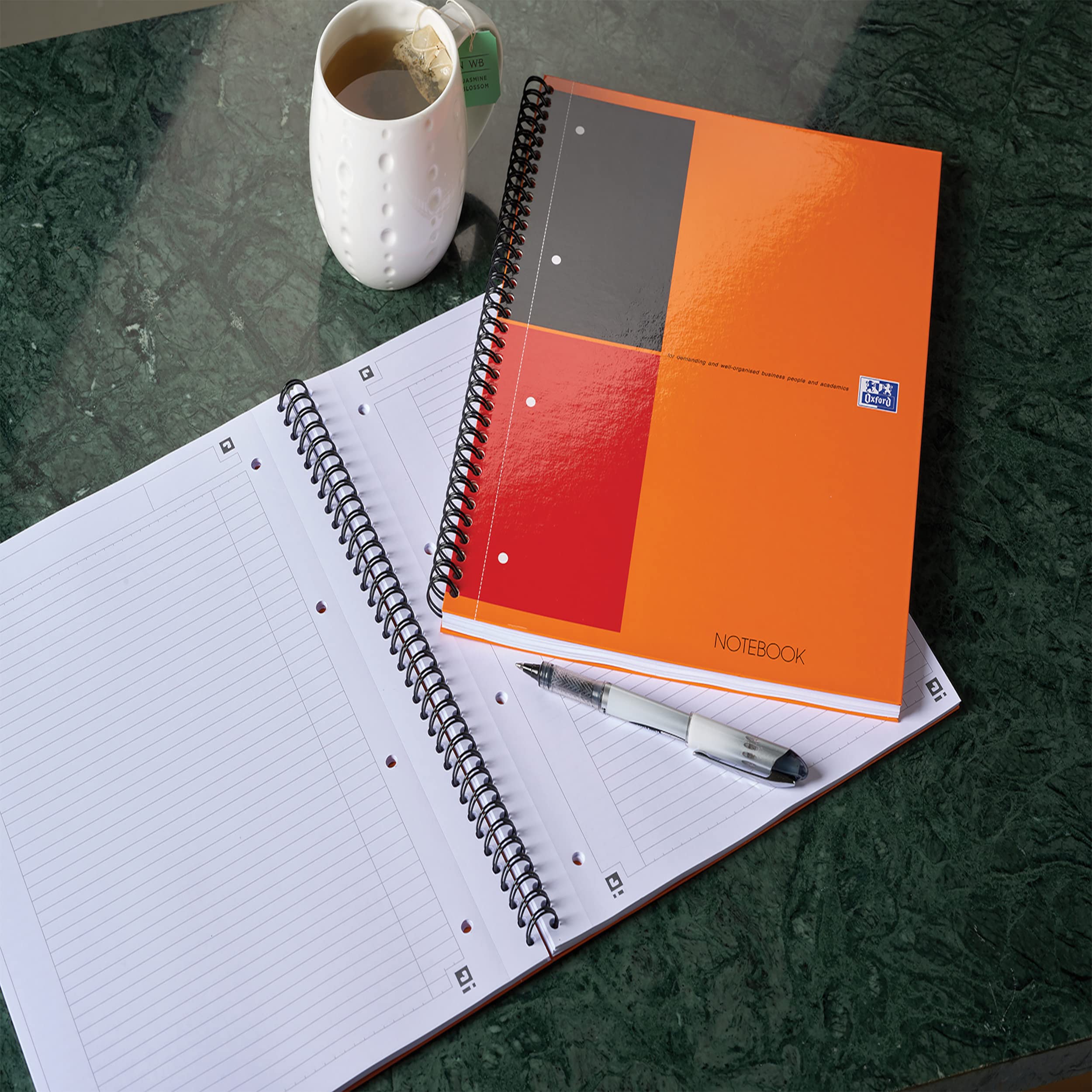 oxford-notebook-international-a4-liniert-160-seiten-kartondeckel image 4