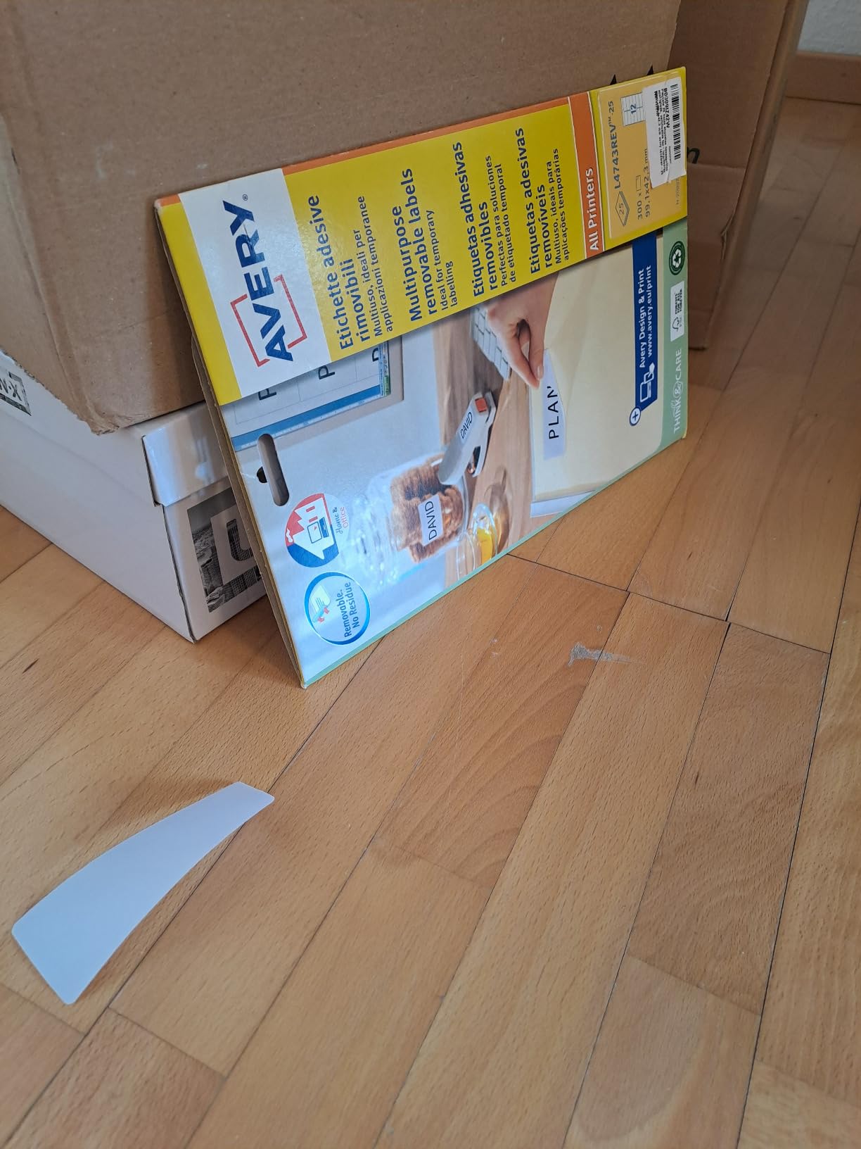 Ideal für Ordner und Kisten