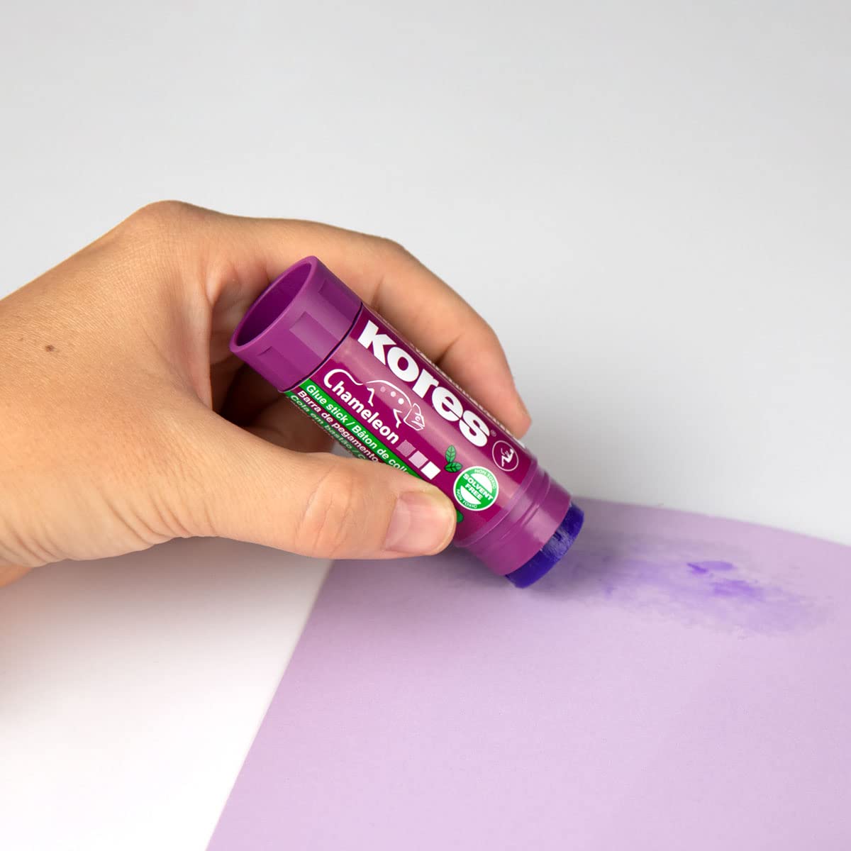kores-chameleon-klebestift-15g-mit-verschwindender-farbe image 4